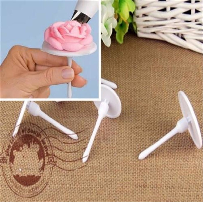 4PCS Sugarcraft Cupcake Cake Stand Icing Cream Flower Decorating Nail Set Tool