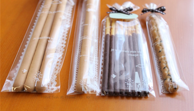 100pcs Finger Biscuit Cookie Bags White Lace Long Plastic Gift DIY Kraft Card Packaging Cupcake Self Adhesive Bag 100pcs Finger Biscuit Cookie Bags White Lace Long Plastic Gift DIY Kraft Card Packaging Cupcake Self Adhesive Bag