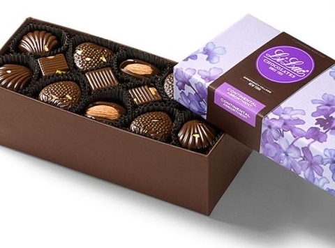 Custom Luxury Gift Paper Chocolate Packing Box manufacturer,Magnetic Chocolate gift packaging boxes with insert ---PX2001