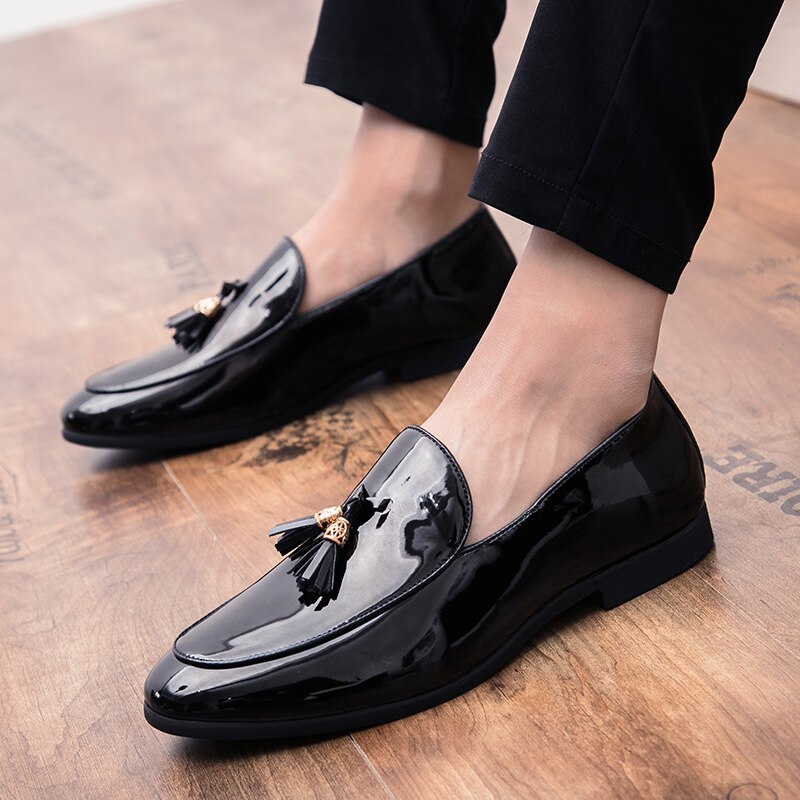 Men's Shoes Casual Loafers Slip-on Shoes Man outdoor fashion moccasins breathable Youth Light Driving Platform Shoes men