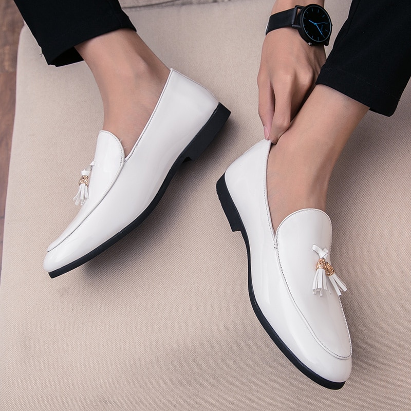 Men's Shoes Casual Loafers Slip-on Shoes Man outdoor fashion moccasins breathable Youth Light Driving Platform Shoes men