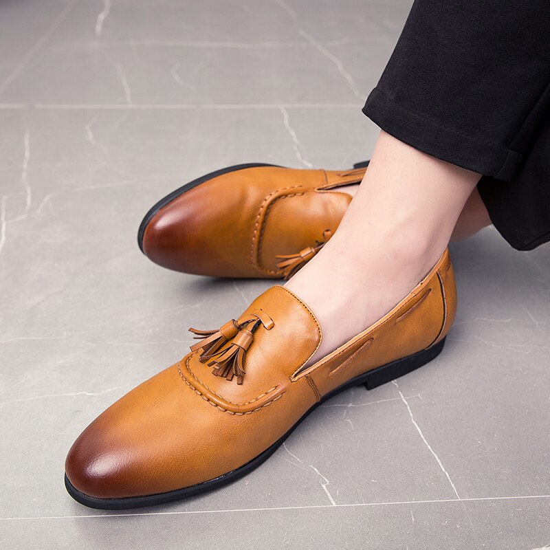 Men's Shoes Casual Loafers Slip-on Shoes Man outdoor fashion moccasins breathable Youth Light Driving Platform Shoes men