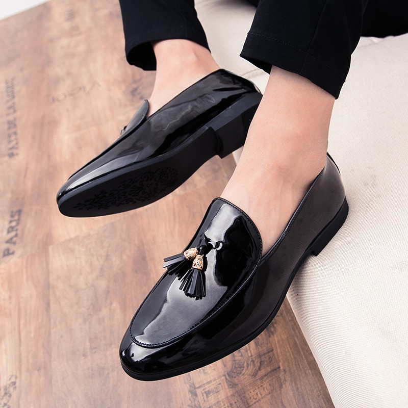 Men's Shoes Casual Loafers Slip-on Shoes Man outdoor fashion moccasins breathable Youth Light Driving Platform Shoes men