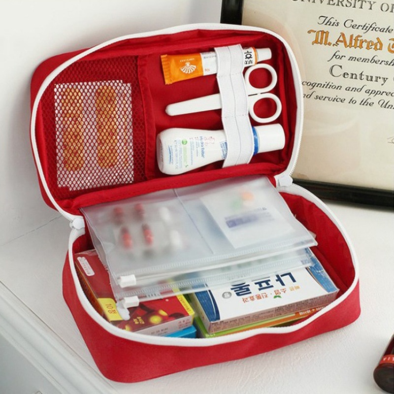 NEW First Aid Kit Emergency Medical First aid kit bag Waterproof Car kits bag Outdoor Travel Survival kit Empty bag