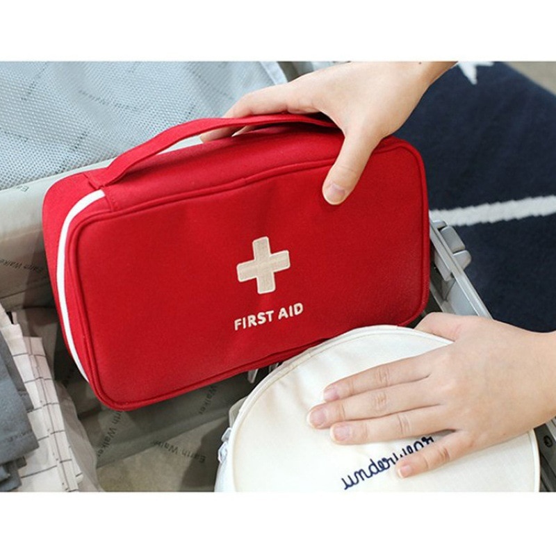 NEW First Aid Kit Emergency Medical First aid kit bag Waterproof Car kits bag Outdoor Travel Survival kit Empty bag