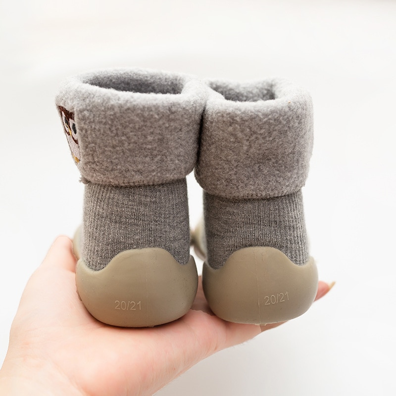 children's sock shoes , lamb wool snow socks shoes baby embroidery socks toddler first walkers