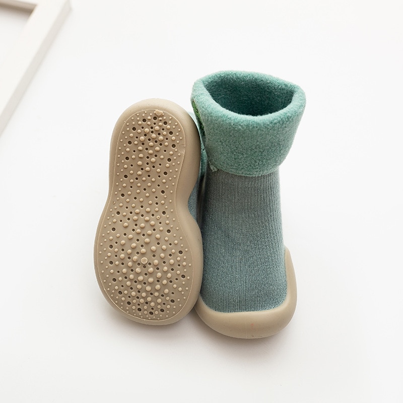 children's sock shoes , lamb wool snow socks shoes baby embroidery socks toddler first walkers