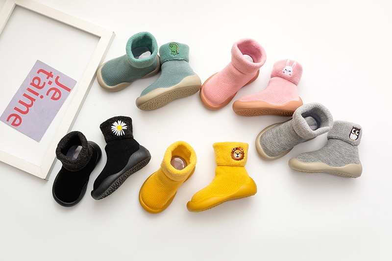 children's sock shoes , lamb wool snow socks shoes baby embroidery socks toddler first walkers
