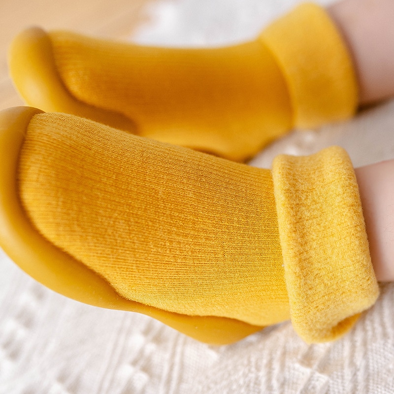 children's sock shoes , lamb wool snow socks shoes baby embroidery socks toddler first walkers