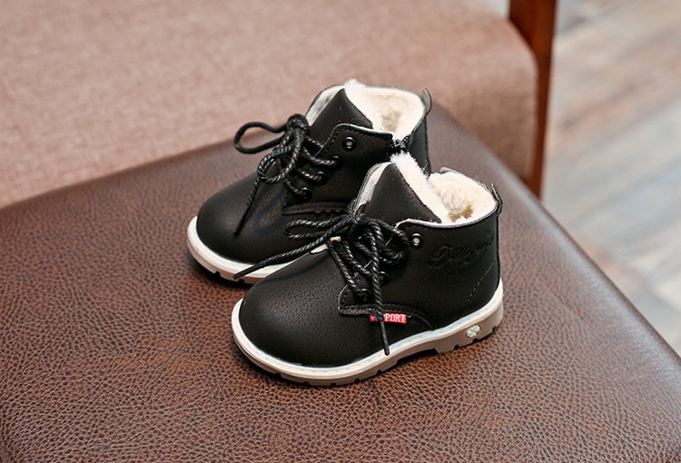 Children Casual Shoes Autumn Winter Martin Boots Boys Shoes Fashion Leather Soft Antislip Girls Boots 21-30 Sport Running Shoes