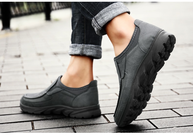 Men Casual Shoes Loafers Sneakers 2020 New Fashion Handmade Retro Leisure Loafers Shoes Zapatos Casuales Hombres Men Shoes