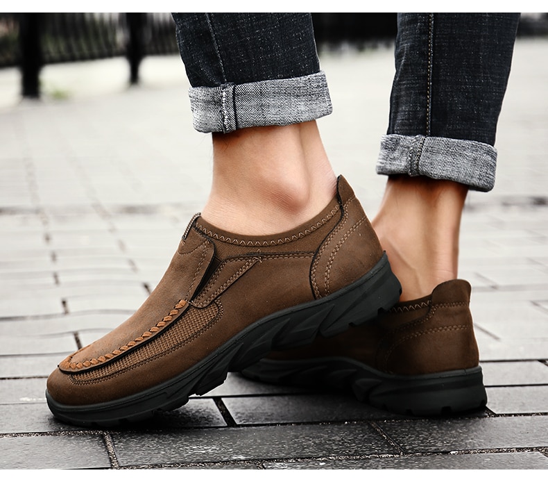 Men Casual Shoes Loafers Sneakers 2020 New Fashion Handmade Retro Leisure Loafers Shoes Zapatos Casuales Hombres Men Shoes