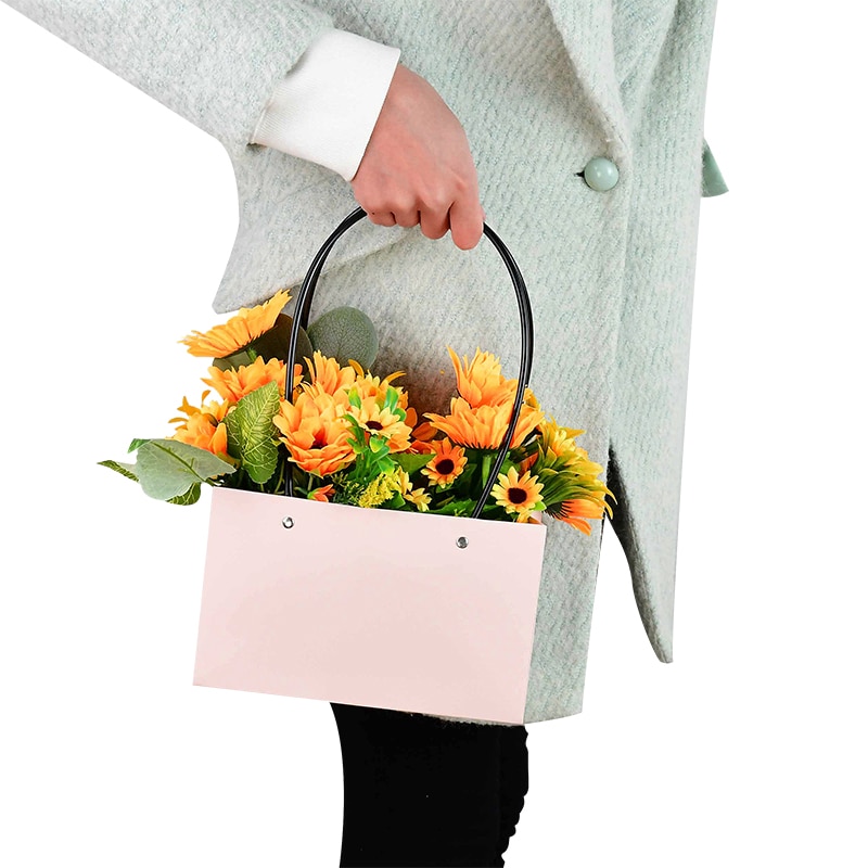 Portable Flower Box Waterproof Paper Handy Gift Bag Kraft Handbag Wedding Rose Party Gift Box Packaging For Candy Cake Birthday