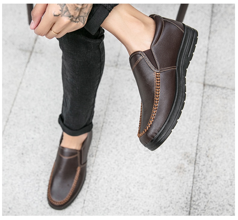Men Loafers Light Leather Casual Shoes 2020 Autumn Male Outdoor Walking Shoes Comfortable Mens Sneakers Soft Loafers Men's Shoes