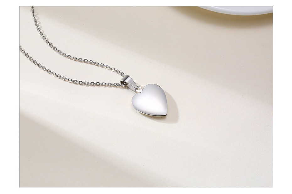 Vnox Customize Picture Name Women Necklaces Heart Locket Pendant Family Image Personalized Anniversary Gift