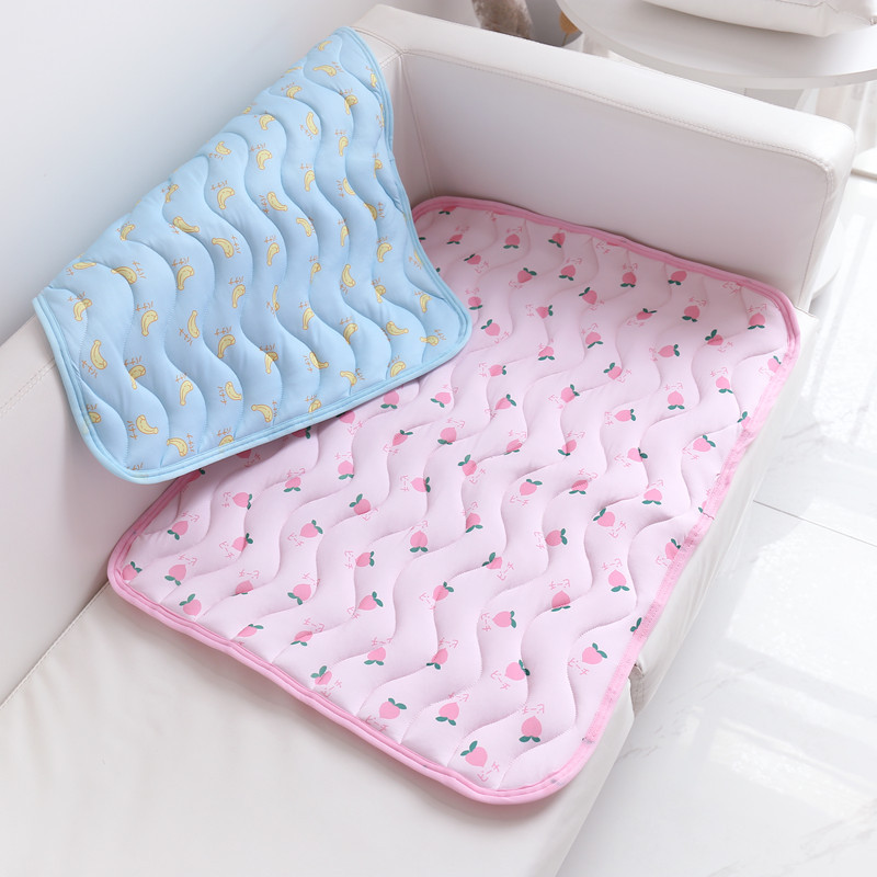 Dog Cooling Mat Summer Pad Pet Mat Bed For Dogs Cat Blanket Ice Silk Pad Sofa Cooling Bed for Small Medium Dogs Car Seat Cushion