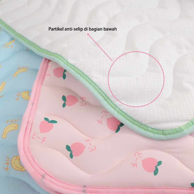 Dog Cooling Mat Summer Pad Pet Mat Bed For Dogs Cat Blanket Ice Silk Pad Sofa Cooling Bed for Small Medium Dogs Car Seat Cushion