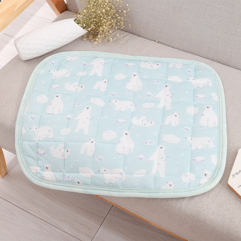 Dog Cooling Mat Summer Pad Pet Mat Bed For Dogs Cat Blanket Ice Silk Pad Sofa Cooling Bed for Small Medium Dogs Car Seat Cushion