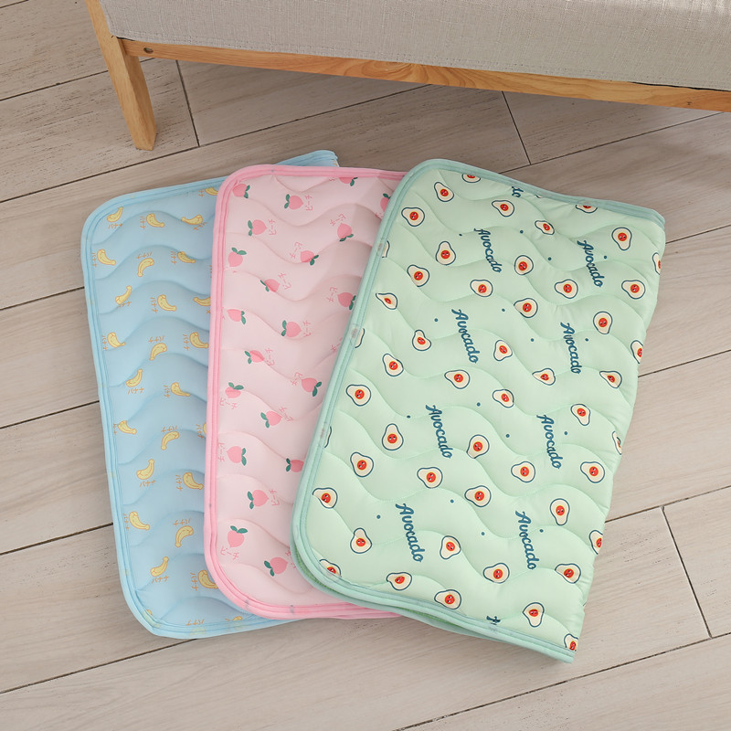 Dog Cooling Mat Summer Pad Pet Mat Bed For Dogs Cat Blanket Ice Silk Pad Sofa Cooling Bed for Small Medium Dogs Car Seat Cushion