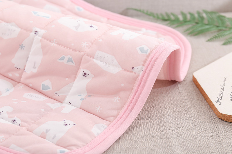 Dog Cooling Mat Summer Pad Pet Mat Bed For Dogs Cat Blanket Ice Silk Pad Sofa Cooling Bed for Small Medium Dogs Car Seat Cushion