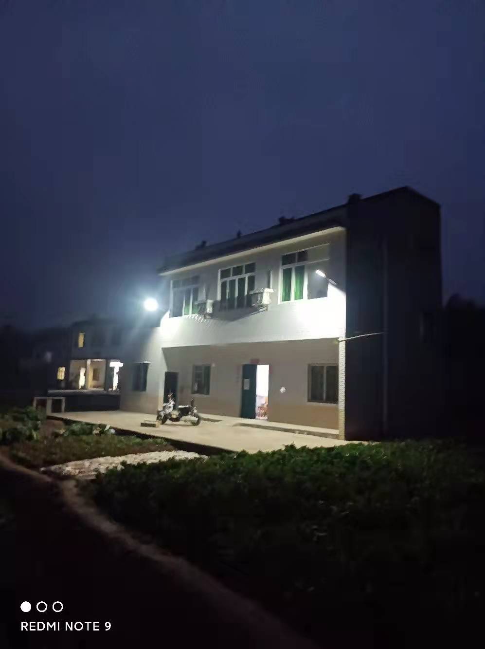 20000mAh Solar Led Light Outdoor 999LED Solar Lamp Waterproof Garden Light Remote Control Solar Street Lamp 1000W 20000W Battery