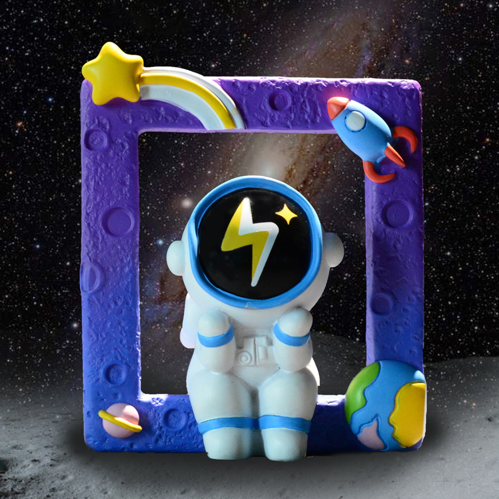 Spaceman Blind Box Toy Resin Astronaut Model Space Gift Desktop Decoration Astronaut  Miniature Statue for Party Gift Home Decor