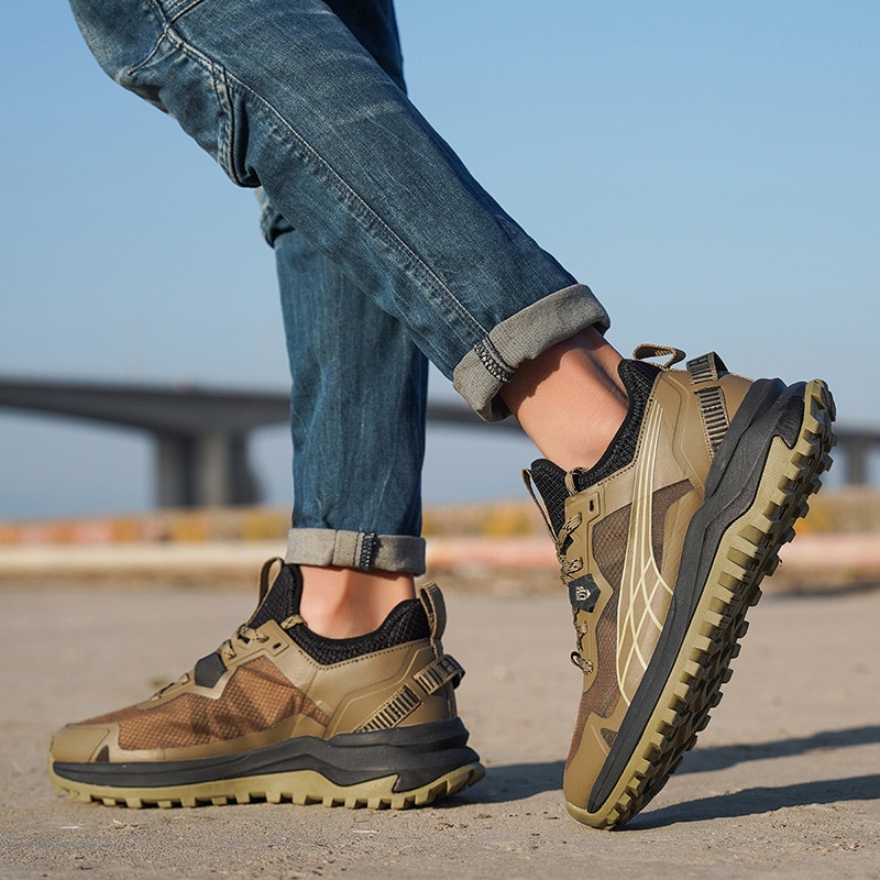 HIKEUP New Men Hiking Shoes Outdoor Sport Wear-Resistant Climbing Shoes Rubber Sole Trekking Sneaker Women Sports